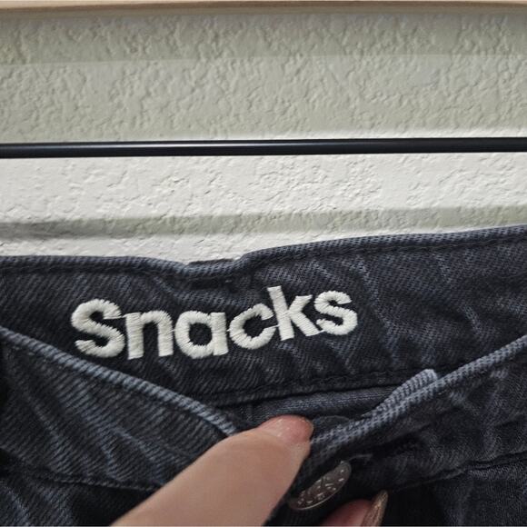 SNACKS! by MOTHER The Pleated Fun Dip Puddle in Mouthwatering - Picture 10 of 16